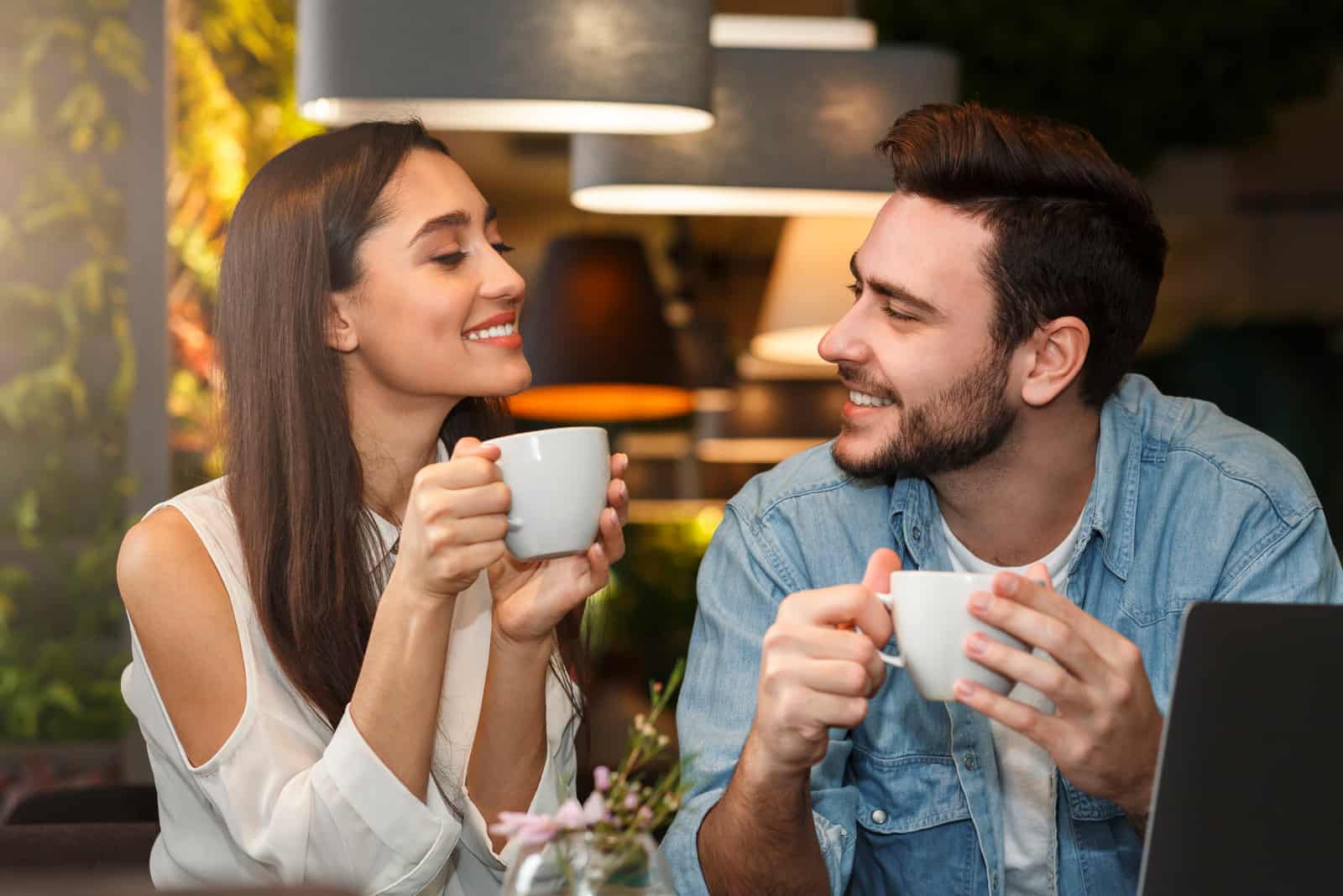 Qué evitar en una conversación con un hombre